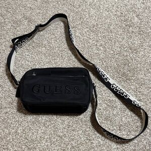 GUESS Black Belt Bag with Logo Strap